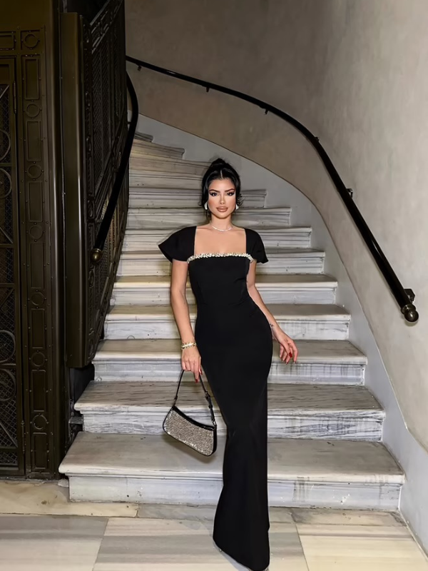 Robe Nelly