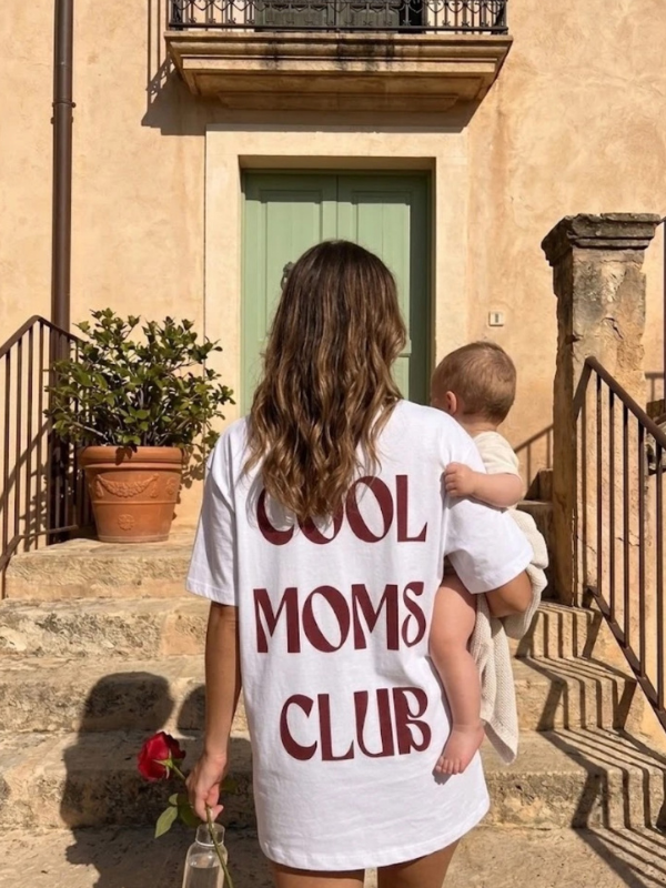 T-shirt Moms Club